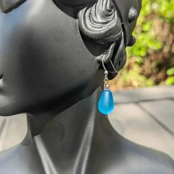 Fashion Jewelry Dangle Earrings Sea Glass Blue (New) - Picture 7 of 10